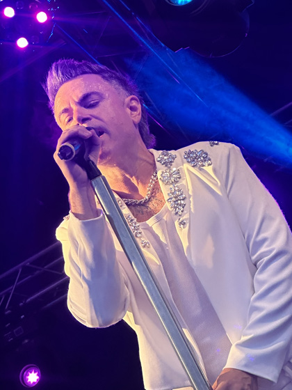 robbie williams uk