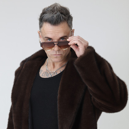 robbie williams tribute uk